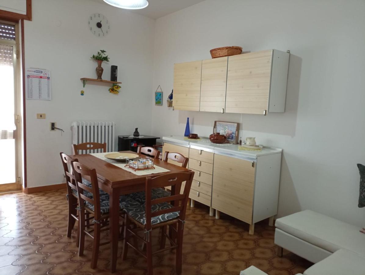 Casada Spazioso E Luminoso Appartamento تريكاس المظهر الخارجي الصورة